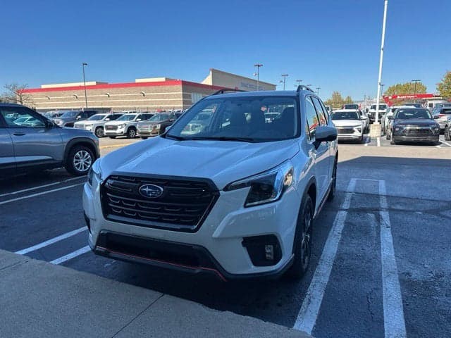 2023 Subaru Forester Sport — photo 1 of 5