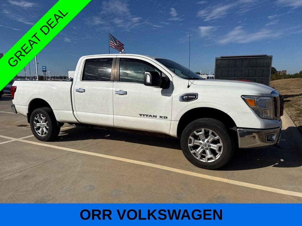 2017 Nissan Titan XD S — photo 1 of 5