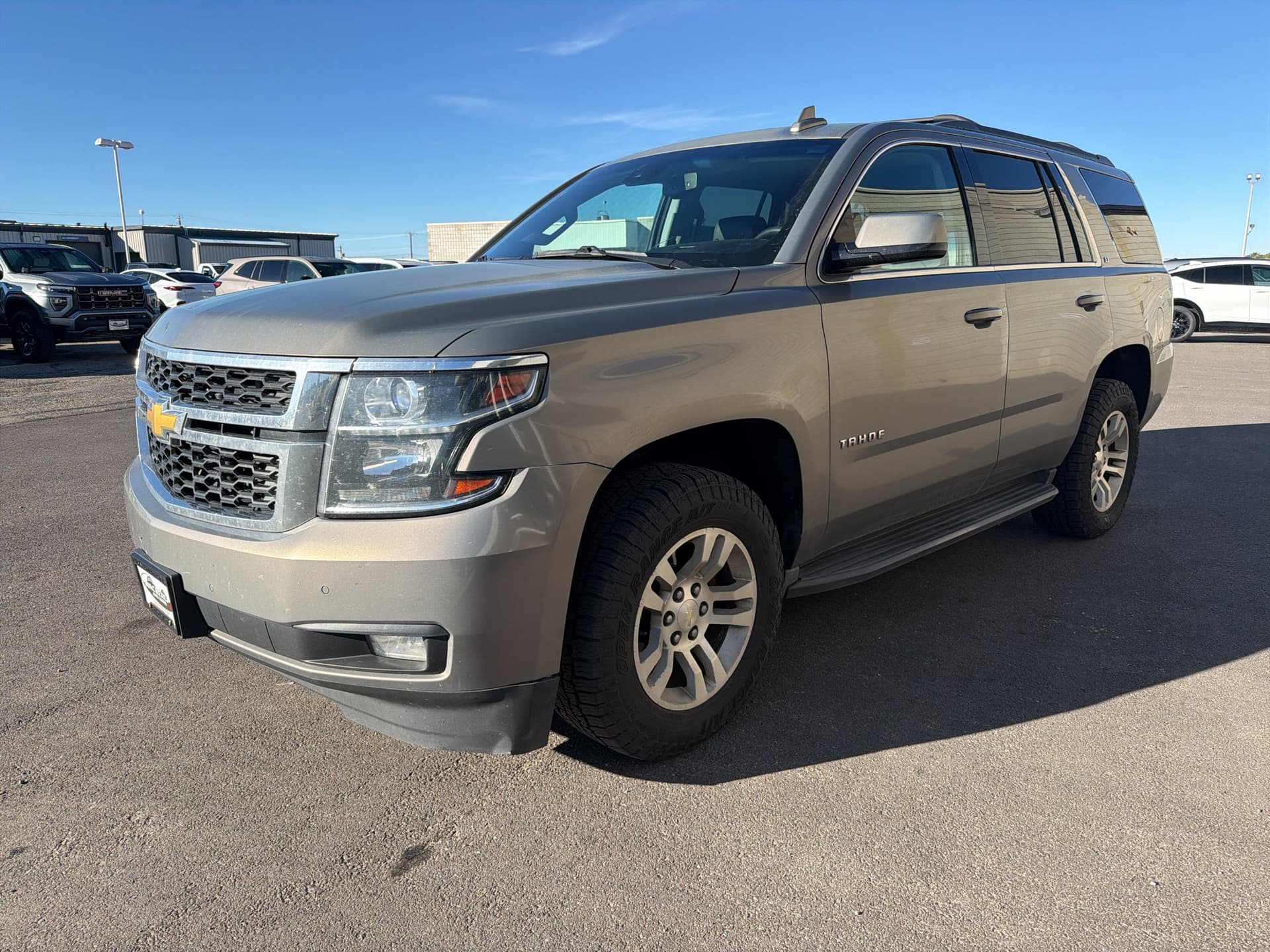2017 Chevrolet Tahoe LT — photo 1 of 5