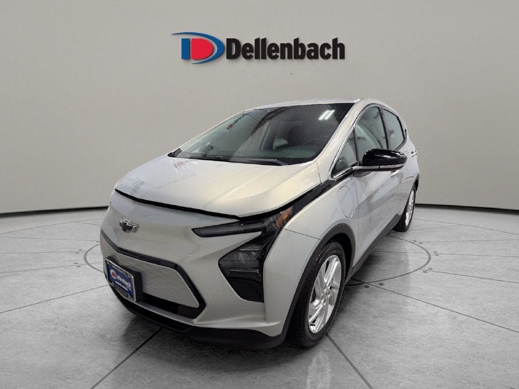 2022 Chevrolet Bolt EV 1LT — photo 1 of 5