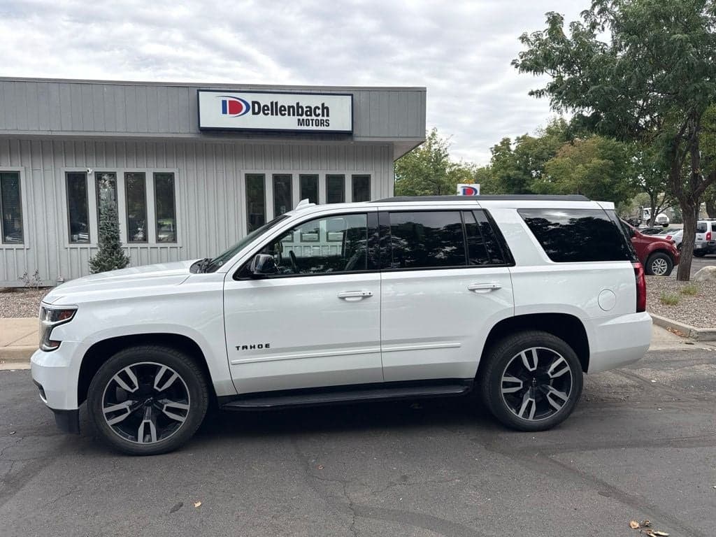 2020 Chevrolet Tahoe Premier — photo 1 of 3