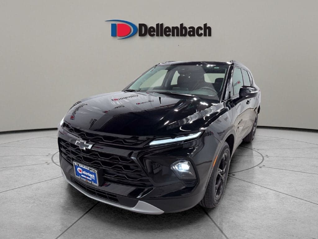 2024 Chevrolet Blazer LT — photo 1 of 5