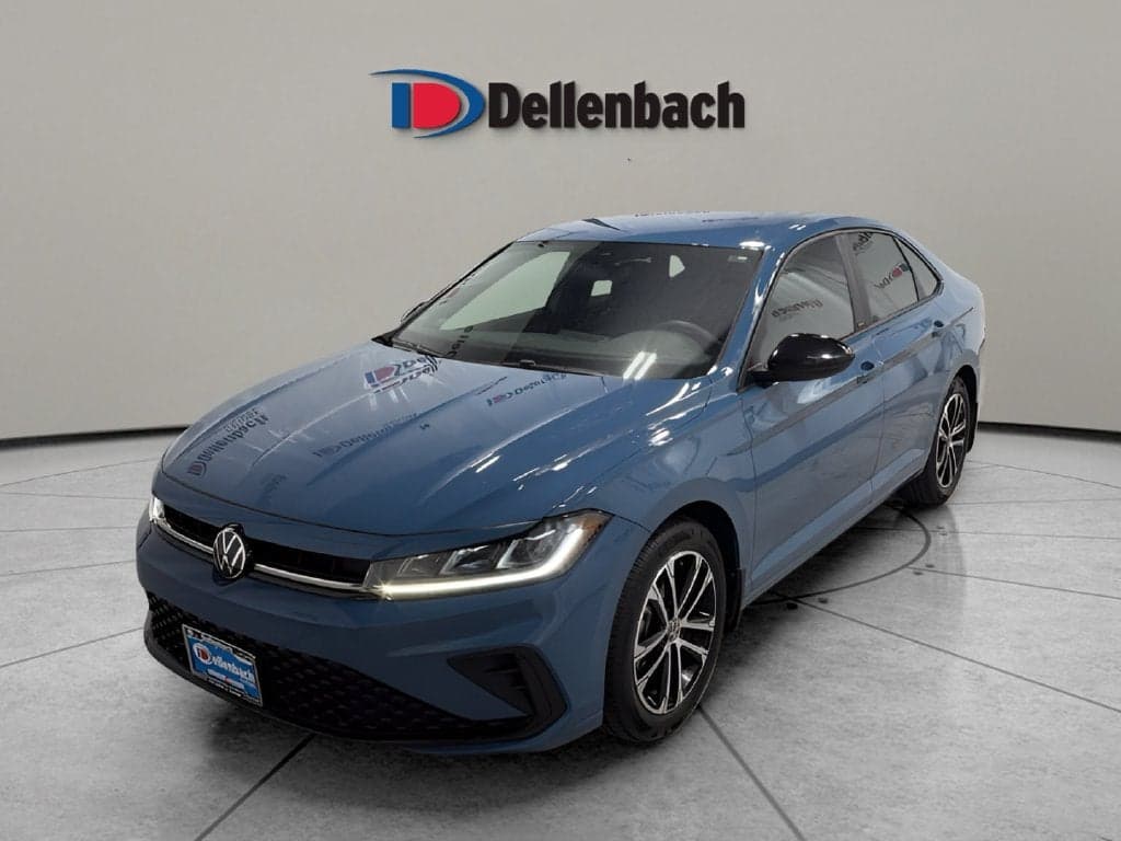 2025 Volkswagen Jetta Sport — photo 1 of 5