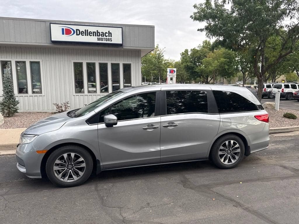 2023 Honda Odyssey EX-L — photo 1 of 3