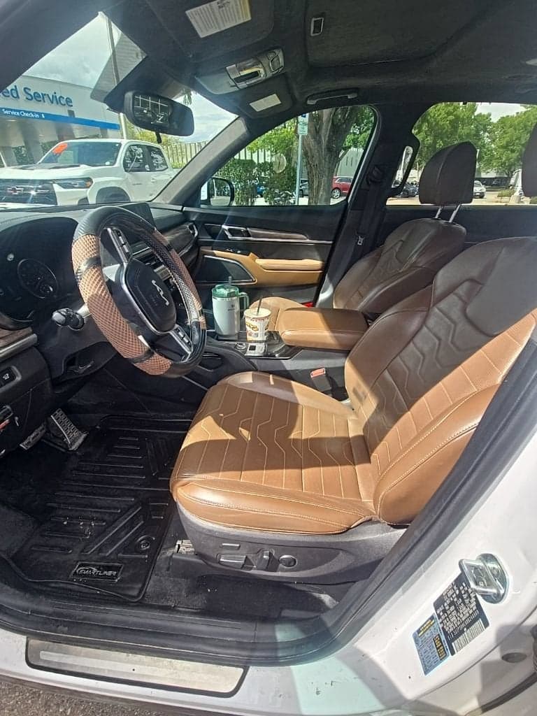 2022 Kia Telluride SX — photo 1 of 5