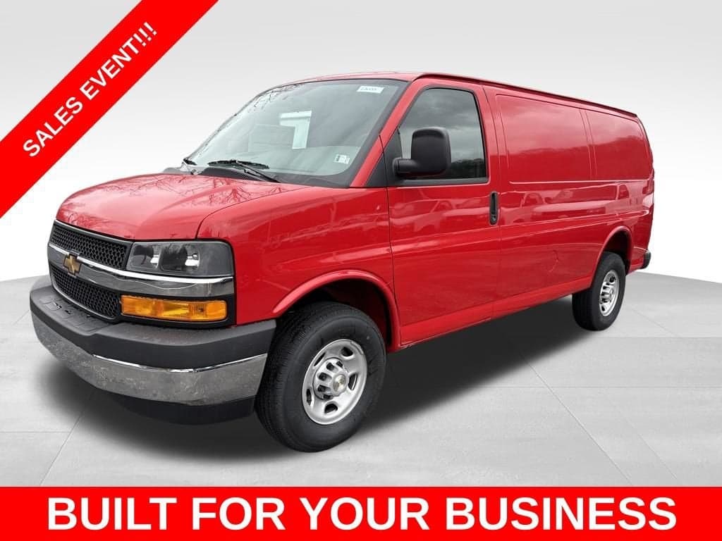 2026 Chevrolet Express Cargo Van Base — photo 1 of 5