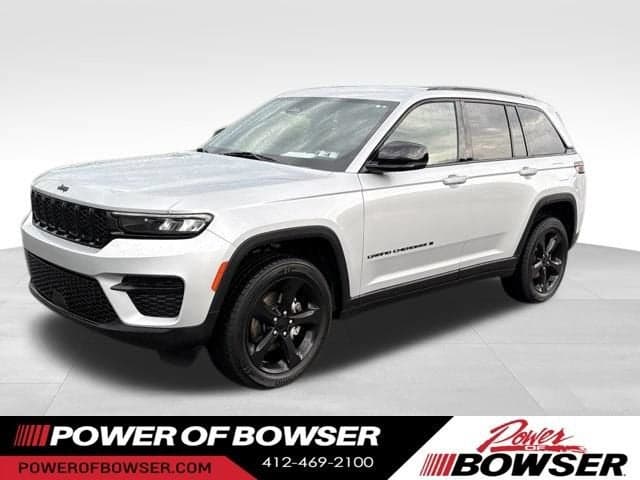 2023 Jeep Grand Cherokee Altitude — photo 1 of 5