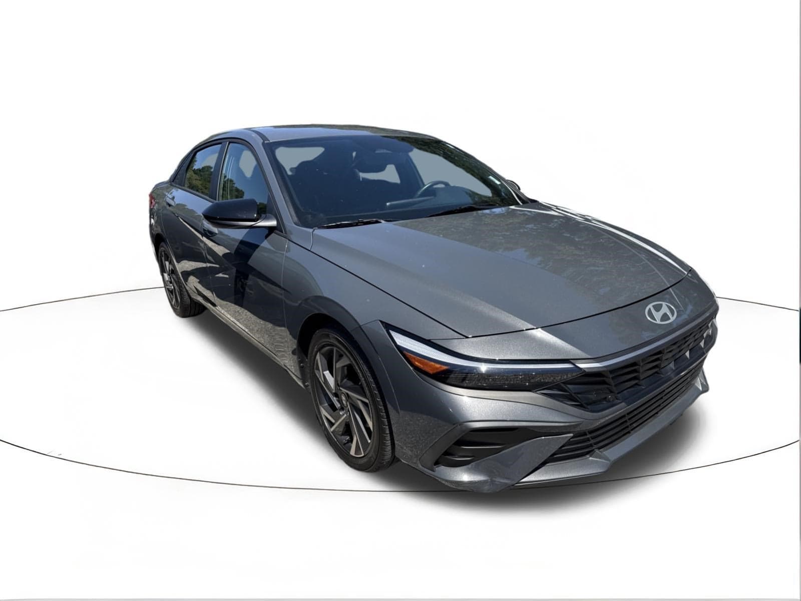 2025 Hyundai Elantra SEL Sport — photo 1 of 5