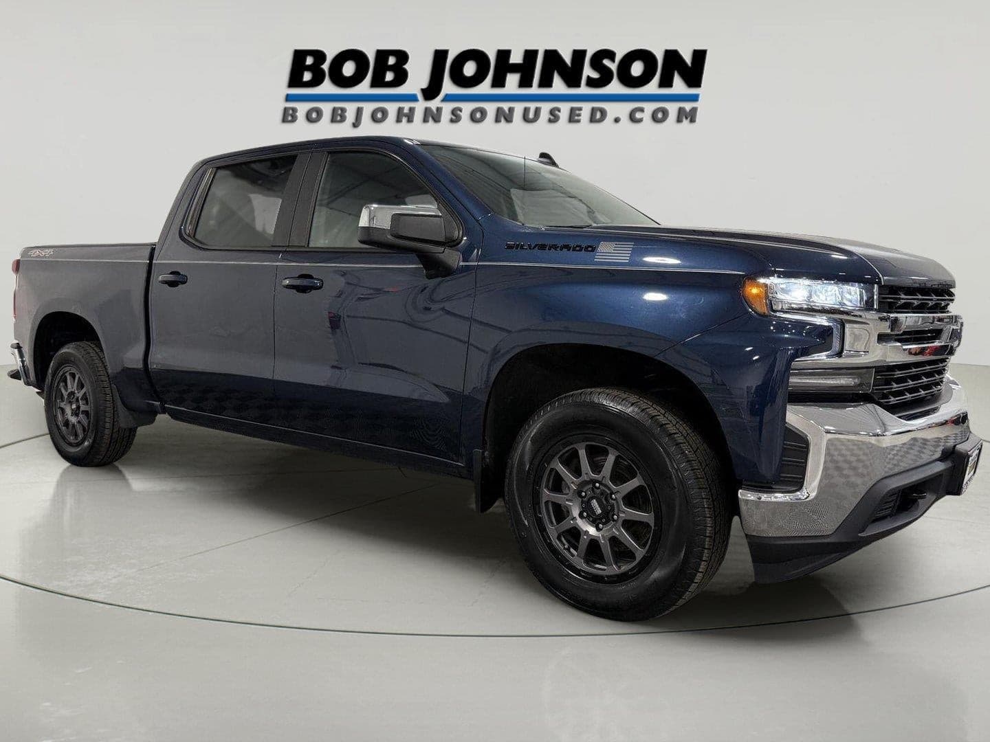 2020 Chevrolet Silverado 1500 LT — photo 1 of 5