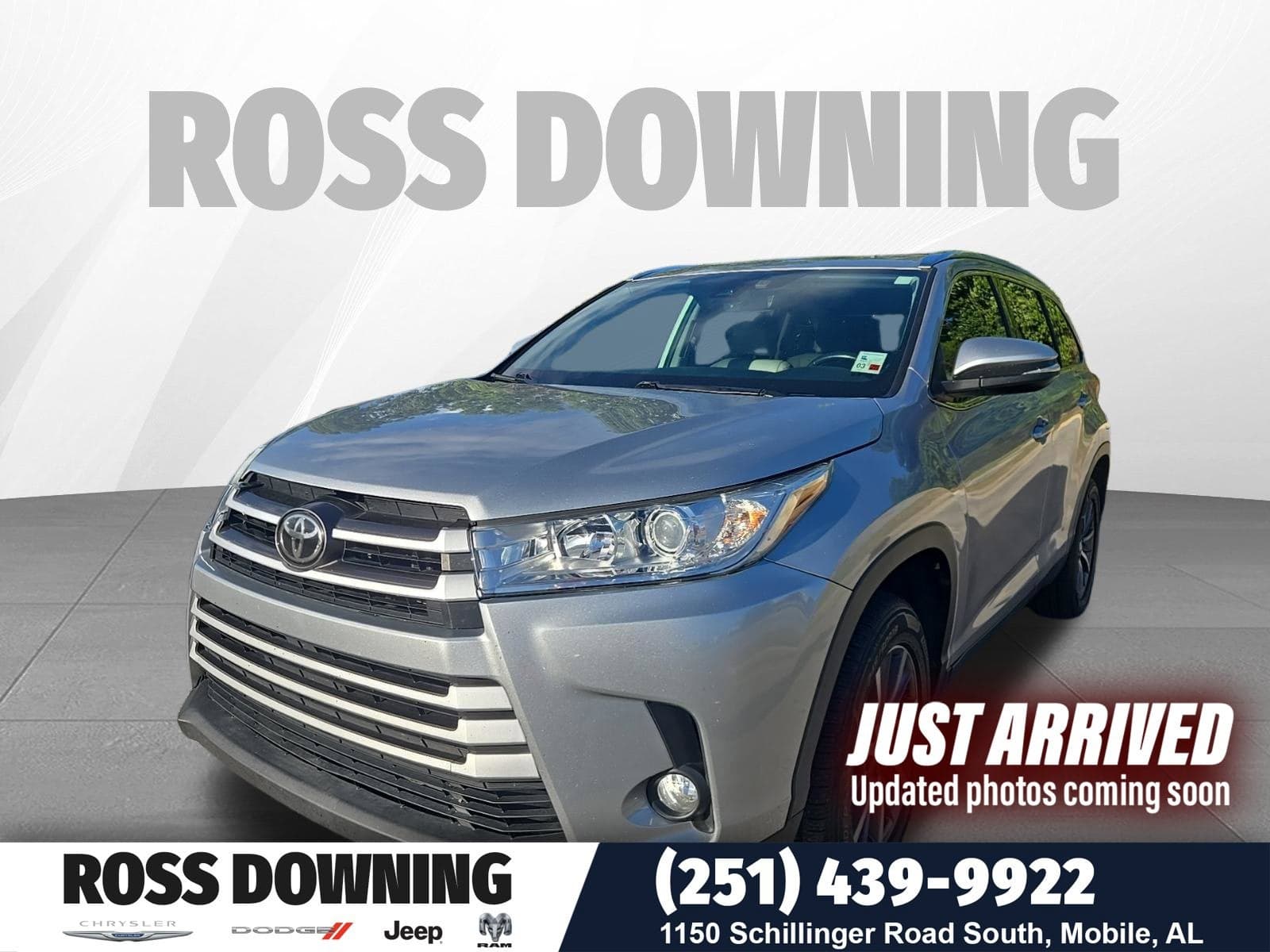 2019 Toyota Highlander XLE — photo 1 of 3
