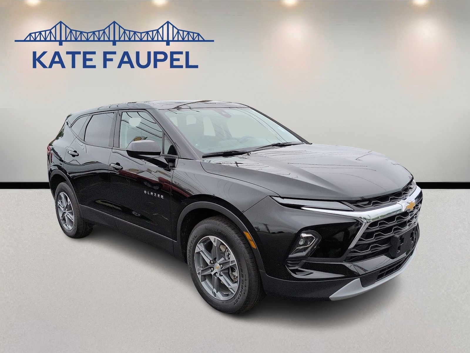 2025 Chevrolet Blazer 2LT — photo 1 of 35
