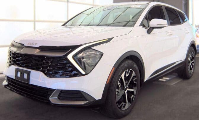 2023 Kia Sportage EX — photo 1 of 16