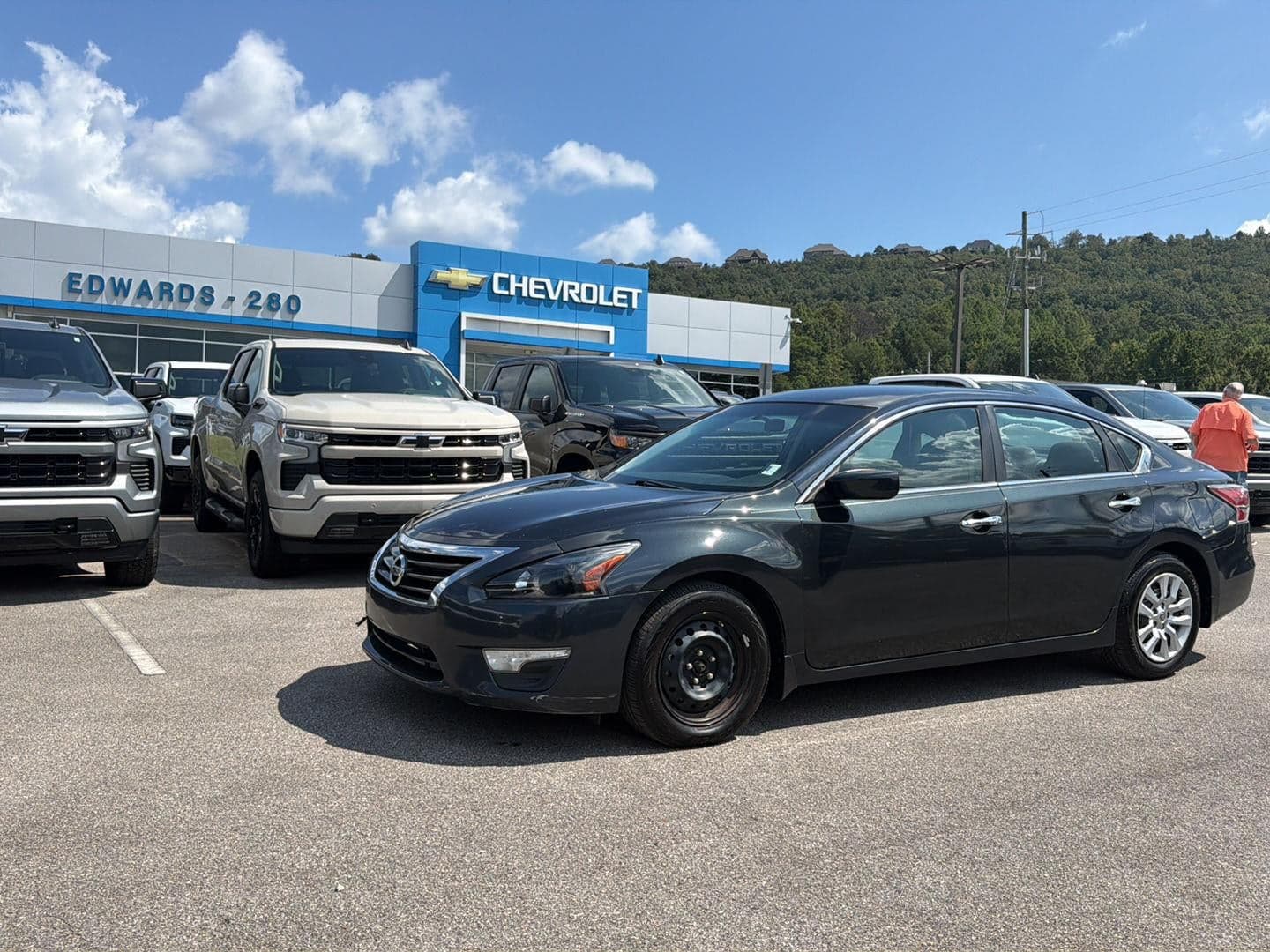 2014 Nissan Altima 2.5 S — photo 1 of 18