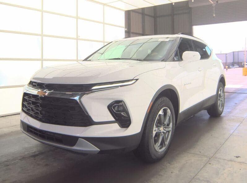 2024 Chevrolet Blazer 3LT — photo 1 of 13