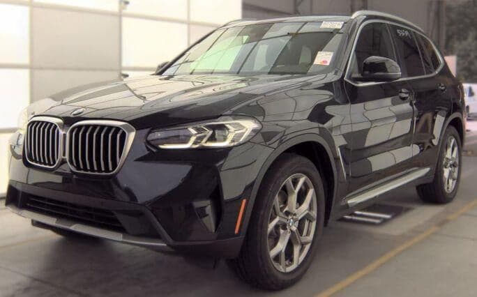 2023 BMW X3 xDrive30i — photo 1 of 13