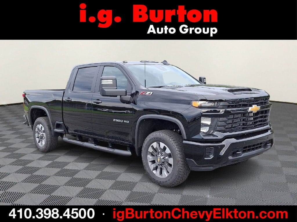 2026 Chevrolet Silverado 2500HD Custom — photo 1 of 5