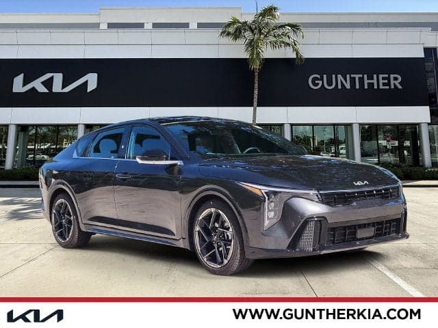 2027 Kia K4 GT-Line — photo 1 of 5