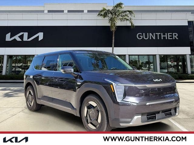 2026 Kia EV9 Light Long Range — photo 1 of 29