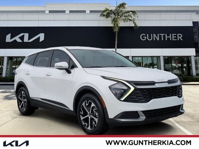 2023 Kia Sportage EX — photo 1 of 40