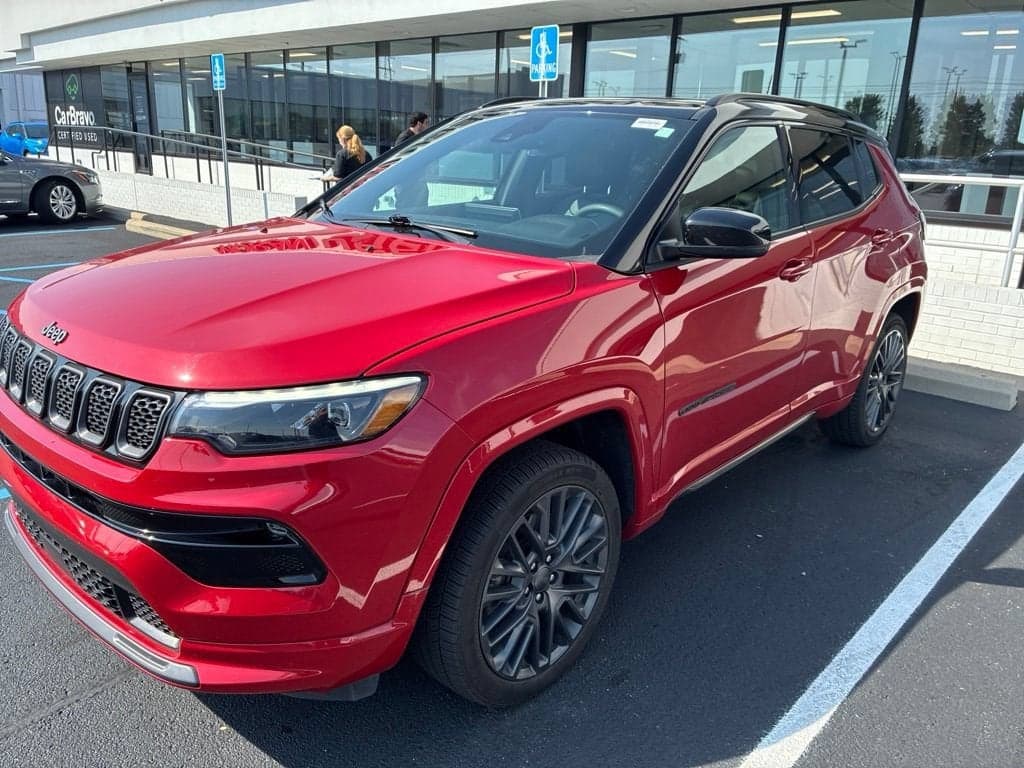 2023 Jeep Compass High Altitude — photo 1 of 22