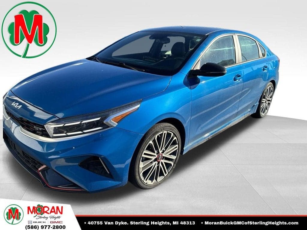 2023 Kia Forte GT — photo 1 of 17