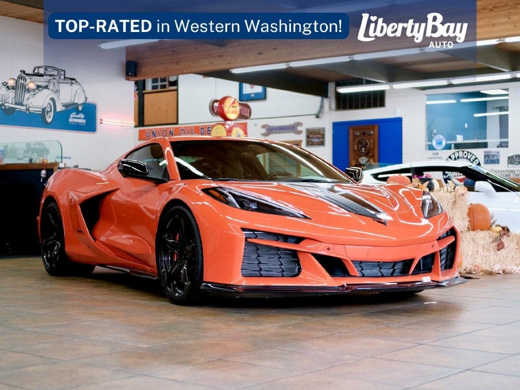 2025 Chevrolet Corvette 2LZ — photo 1 of 5