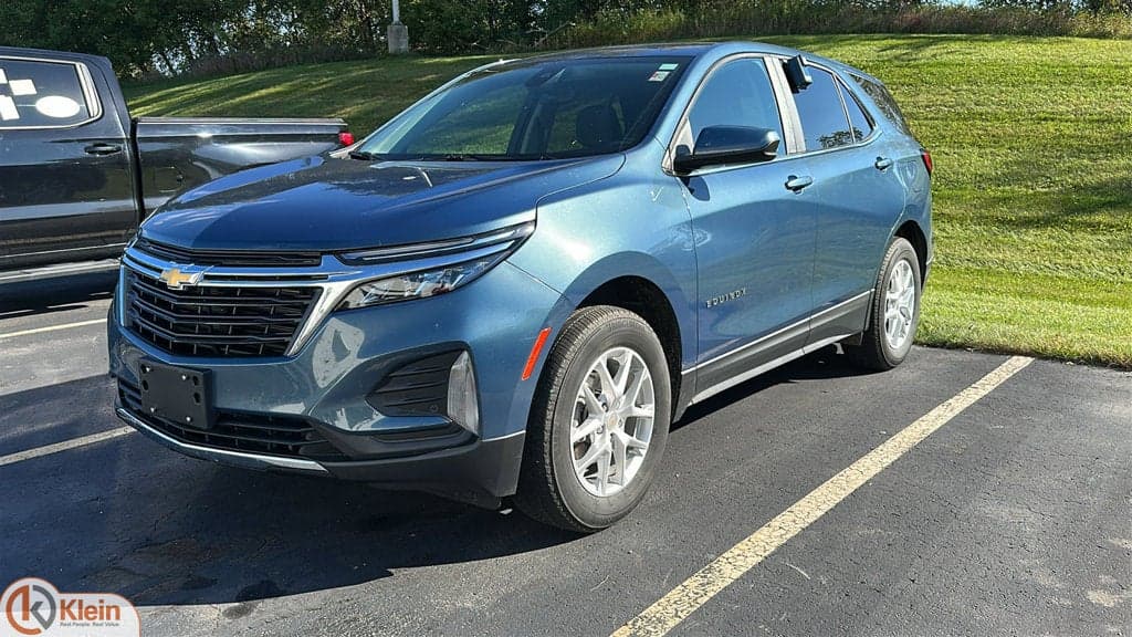 2024 Chevrolet Equinox LT — photo 1 of 11
