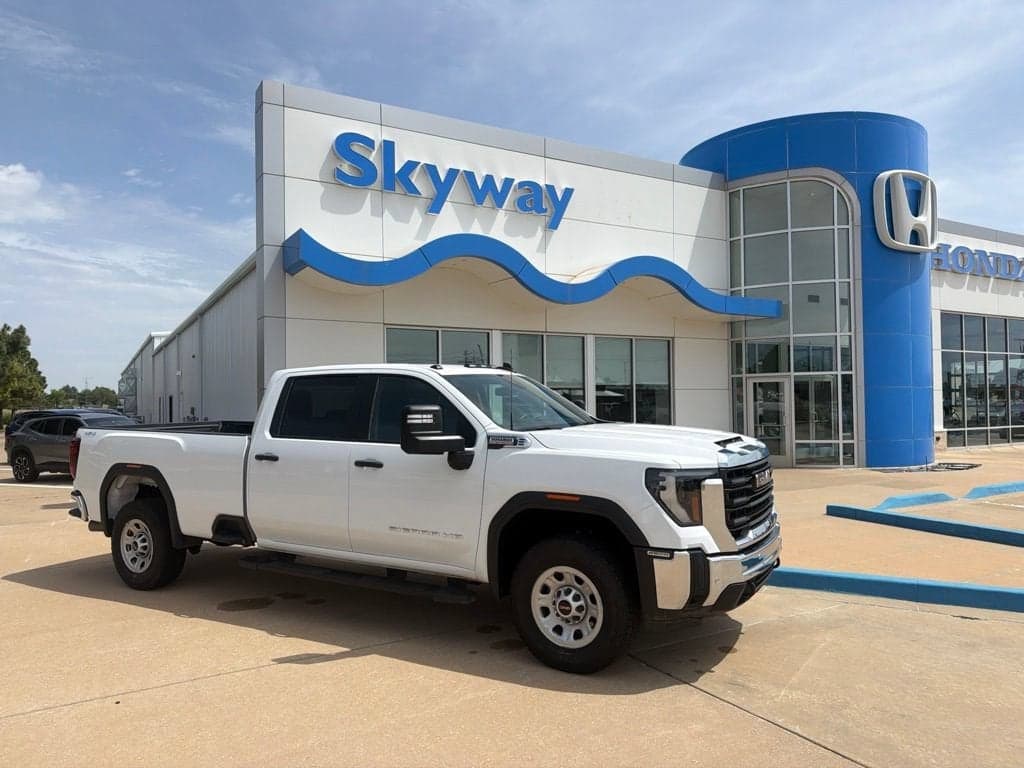 2026 GMC Sierra 2500HD Pro — photo 1 of 33