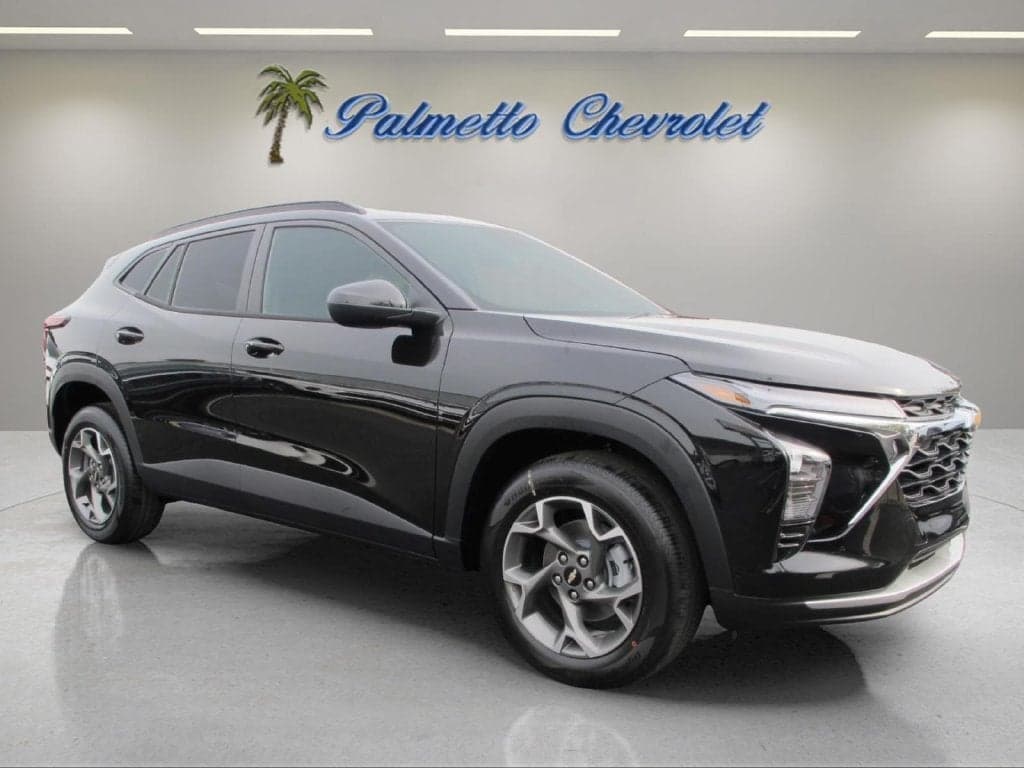 2026 Chevrolet Trax LT — photo 1 of 5