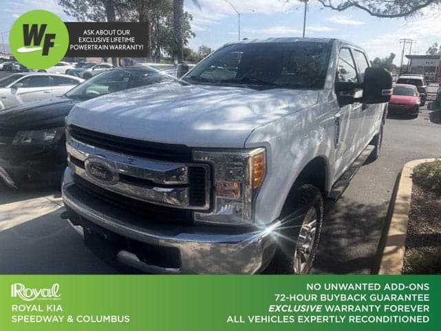 2017 Ford Super Duty F-250 SRW XLT — photo 1 of 5