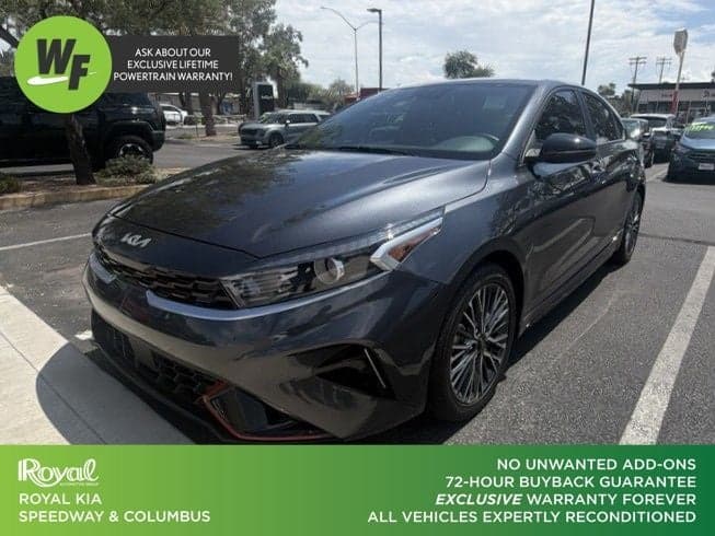 2023 Kia Forte GT-Line — photo 1 of 12