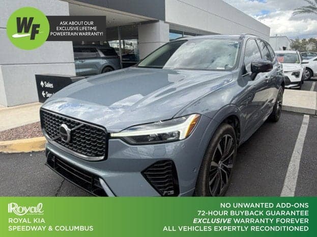 2023 Volvo XC60 Ultimate Dark Theme — photo 1 of 5