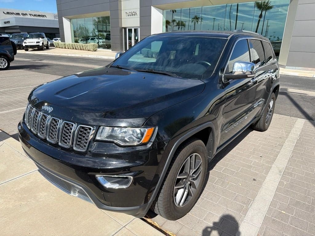 2022 Jeep Grand Cherokee WK Limited — photo 1 of 12