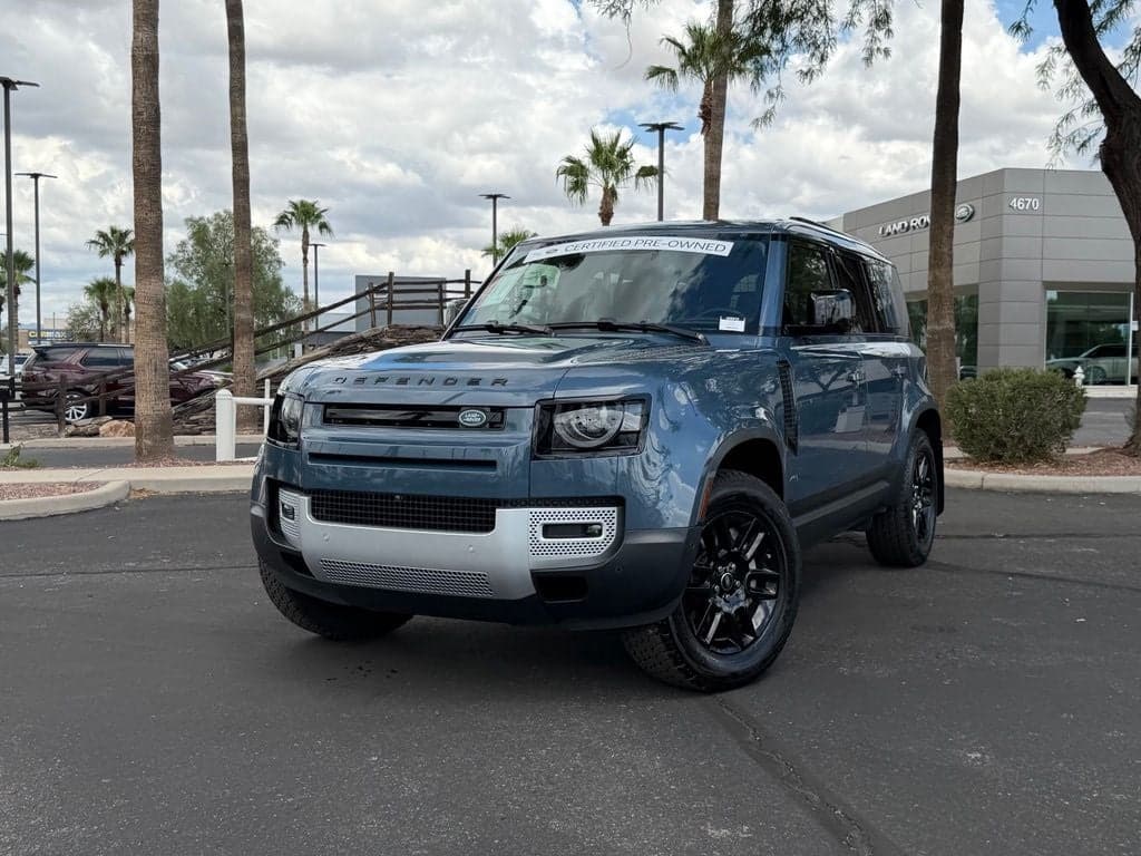 2025 Land Rover Defender S — photo 1 of 20