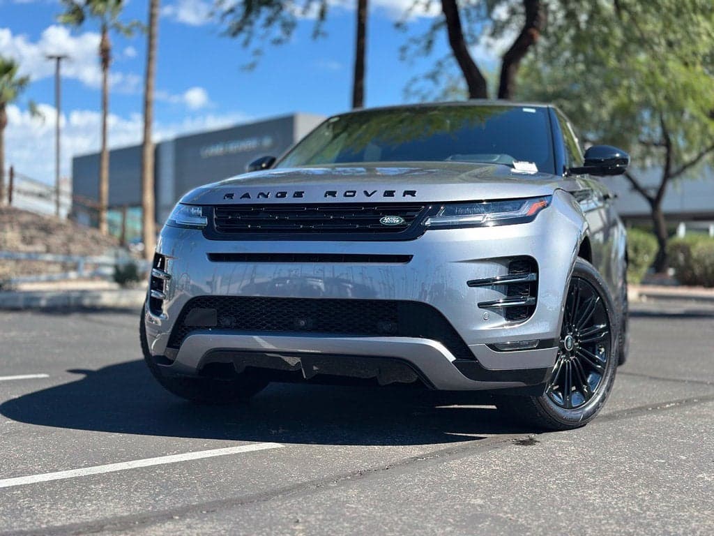 2026 Land Rover Range Rover Evoque Dynamic SE — photo 1 of 5