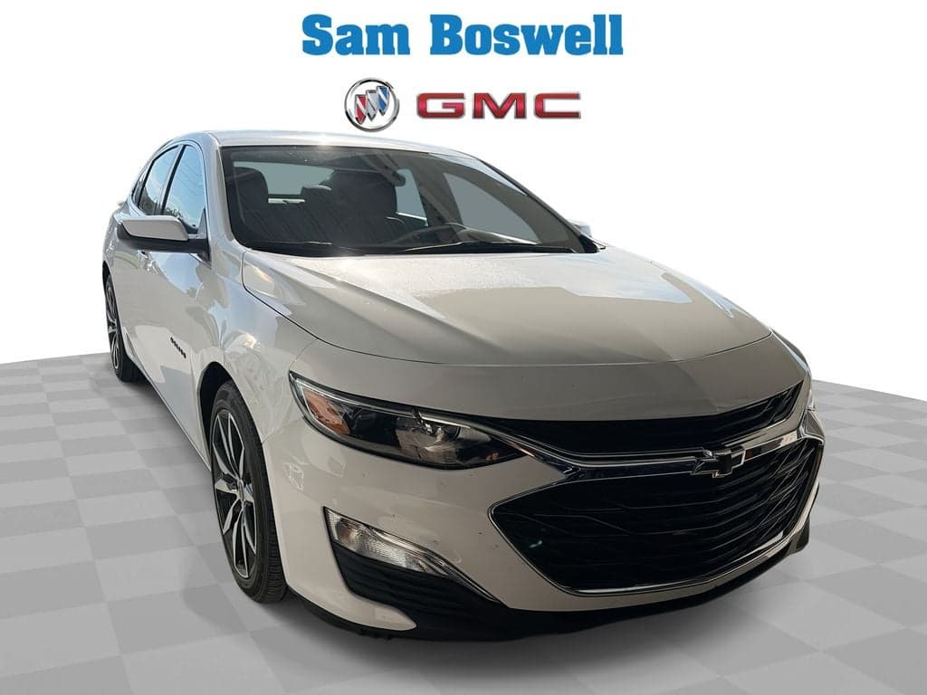 2022 Chevrolet Malibu RS — photo 1 of 24