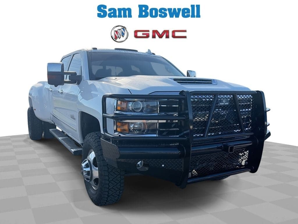 2019 Chevrolet Silverado 3500HD High Country — photo 1 of 18