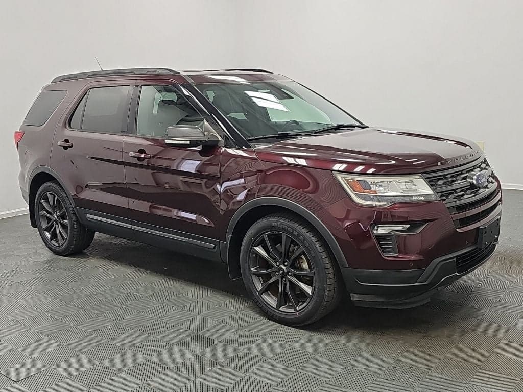 2018 Ford Explorer XLT — photo 1 of 69