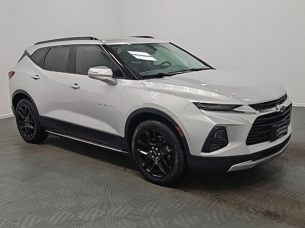 2019 Chevrolet Blazer Base — photo 1 of 5