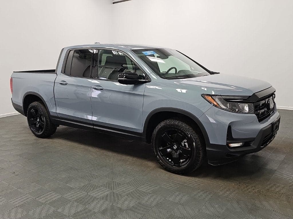 2025 Honda Ridgeline Black Edition — photo 1 of 5