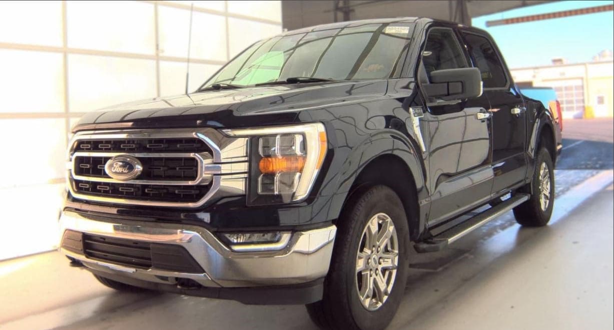 2023 Ford F-150 XLT — photo 1 of 5