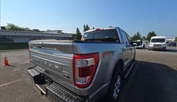 Extra Photo