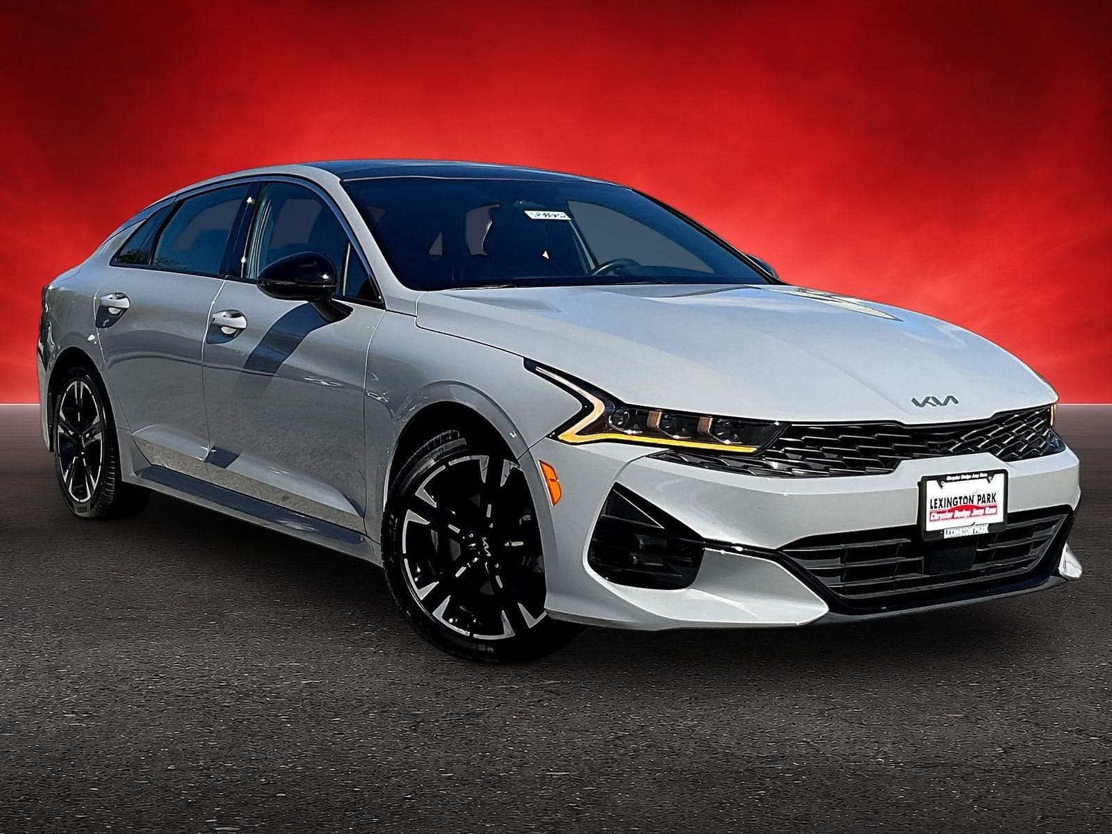 2024 Kia K5 GT-Line — photo 1 of 5