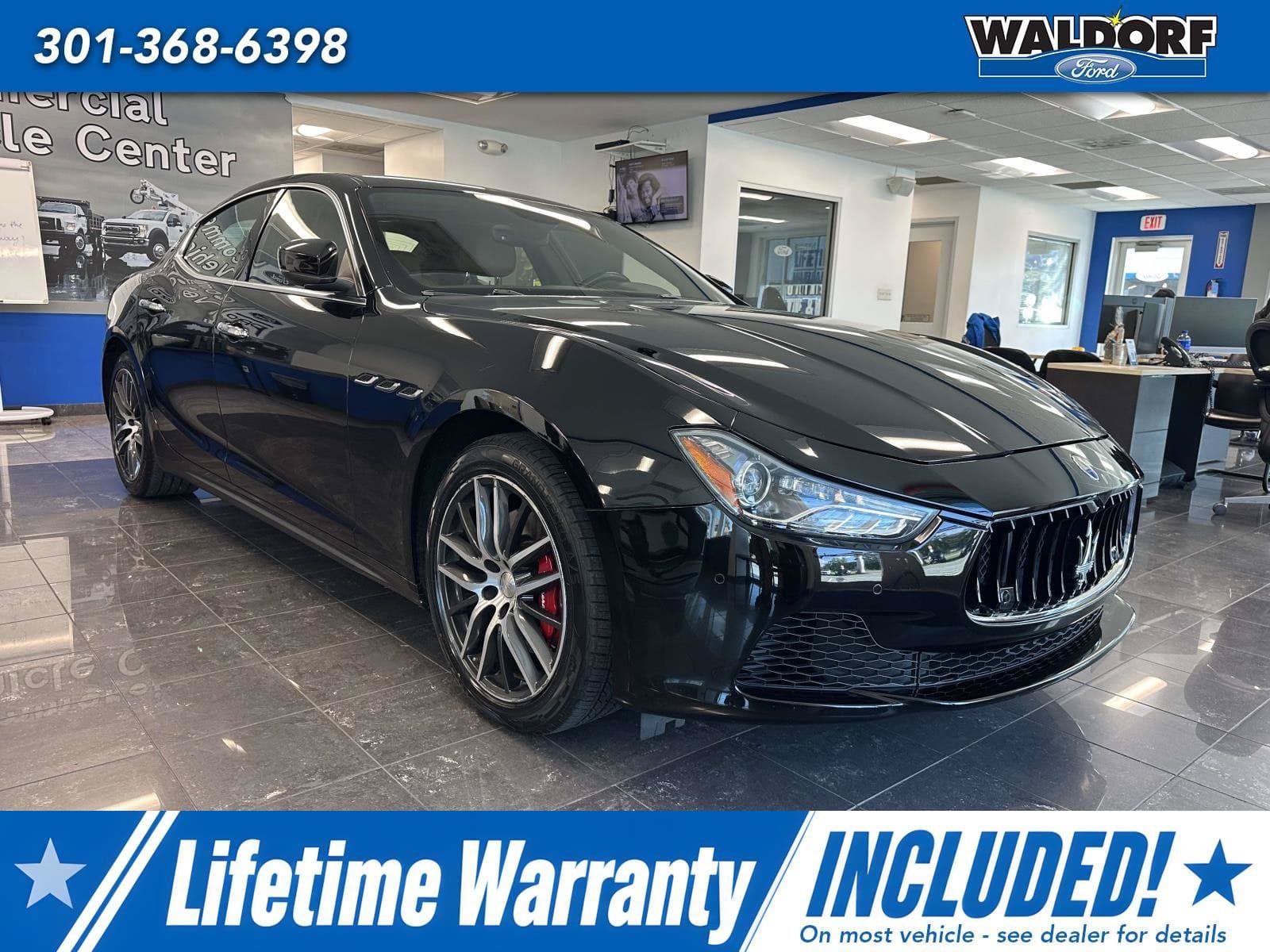 2017 Maserati Ghibli Base — photo 1 of 35