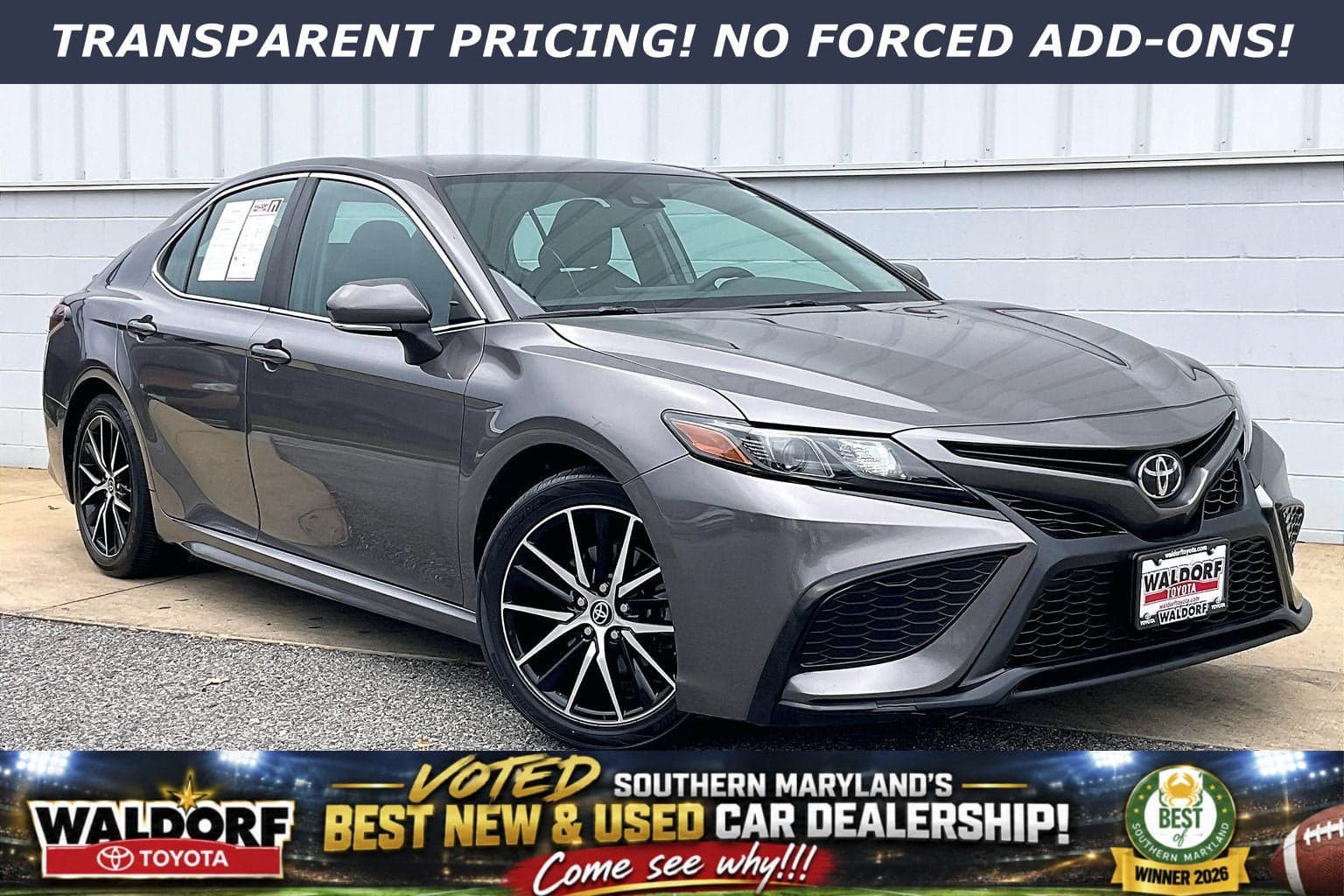 2022 Toyota Camry SE — photo 1 of 5