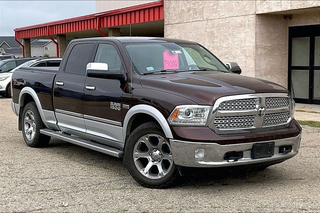 2015 RAM 1500 Laramie — photo 1 of 7