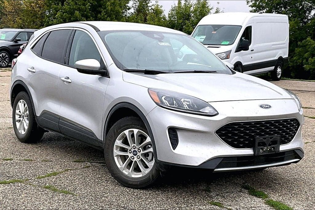 2020 Ford Escape SE — photo 1 of 7