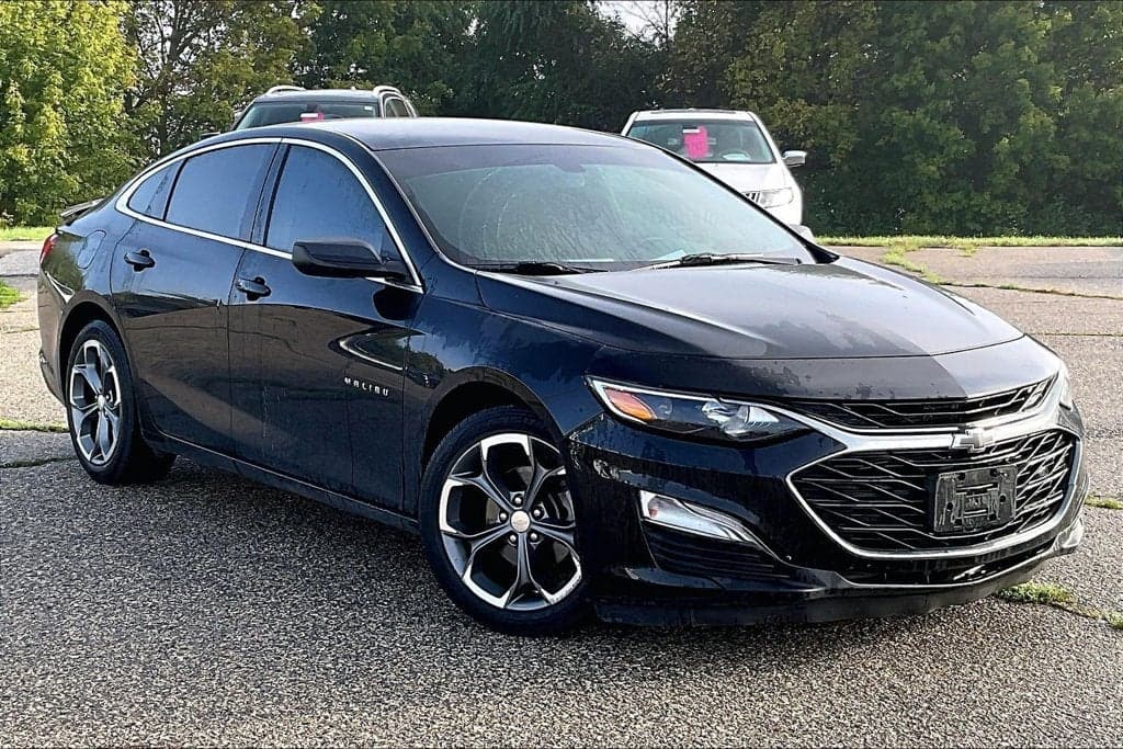 2019 Chevrolet Malibu RS — photo 1 of 7