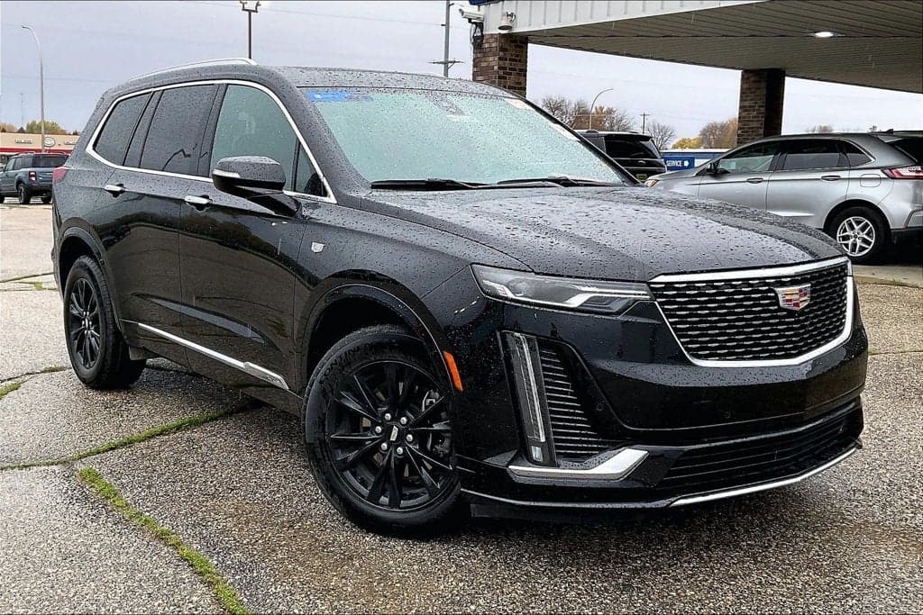 2024 Cadillac XT6 AWD Luxury — photo 1 of 5
