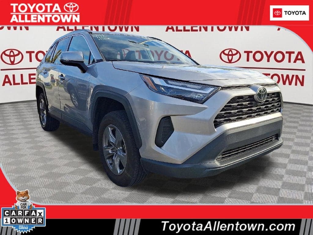 2024 Toyota RAV4 XLE — photo 1 of 18